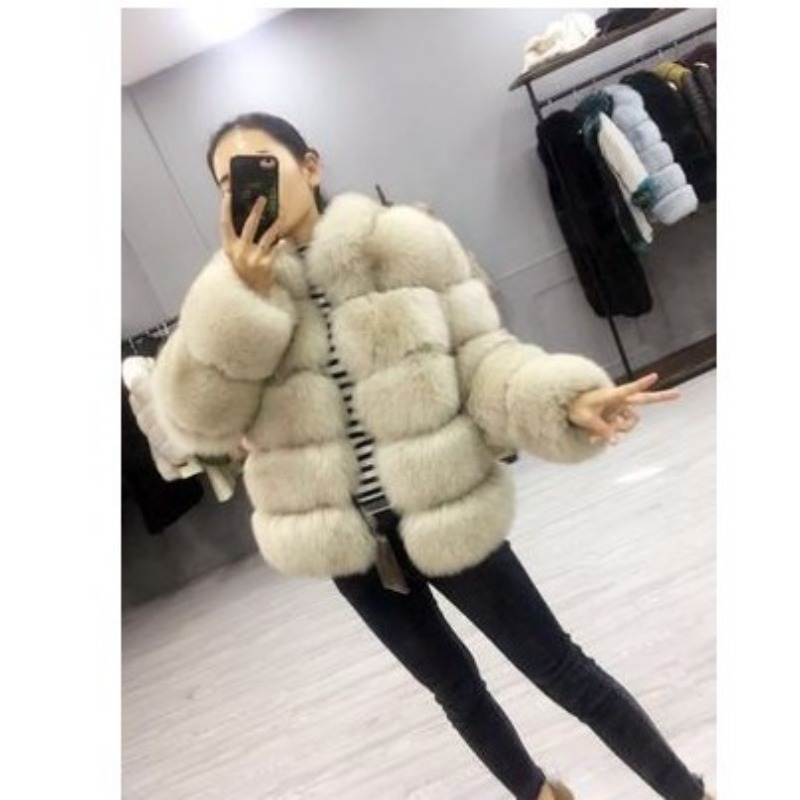 Fur women's clothing European  - Winter Clothing Manufacturers avaliação e preço