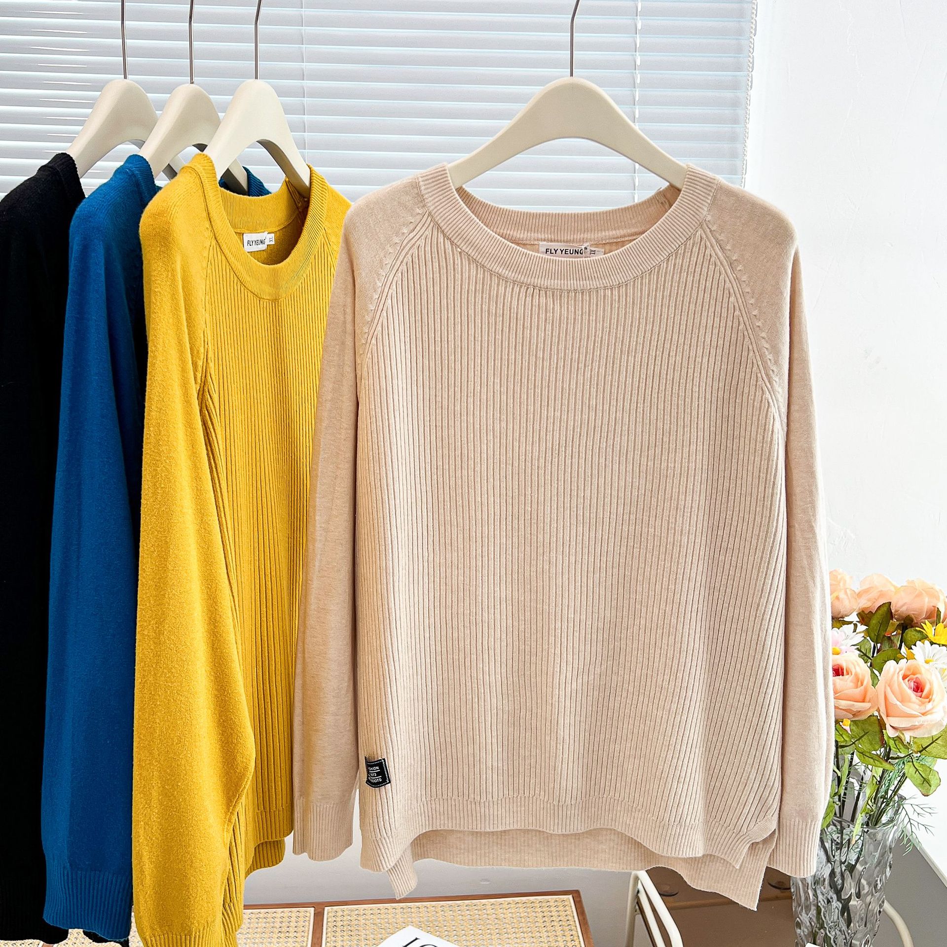 Women's Simple Label Hem Slit  - Winter Clothing Label avaliação e preço