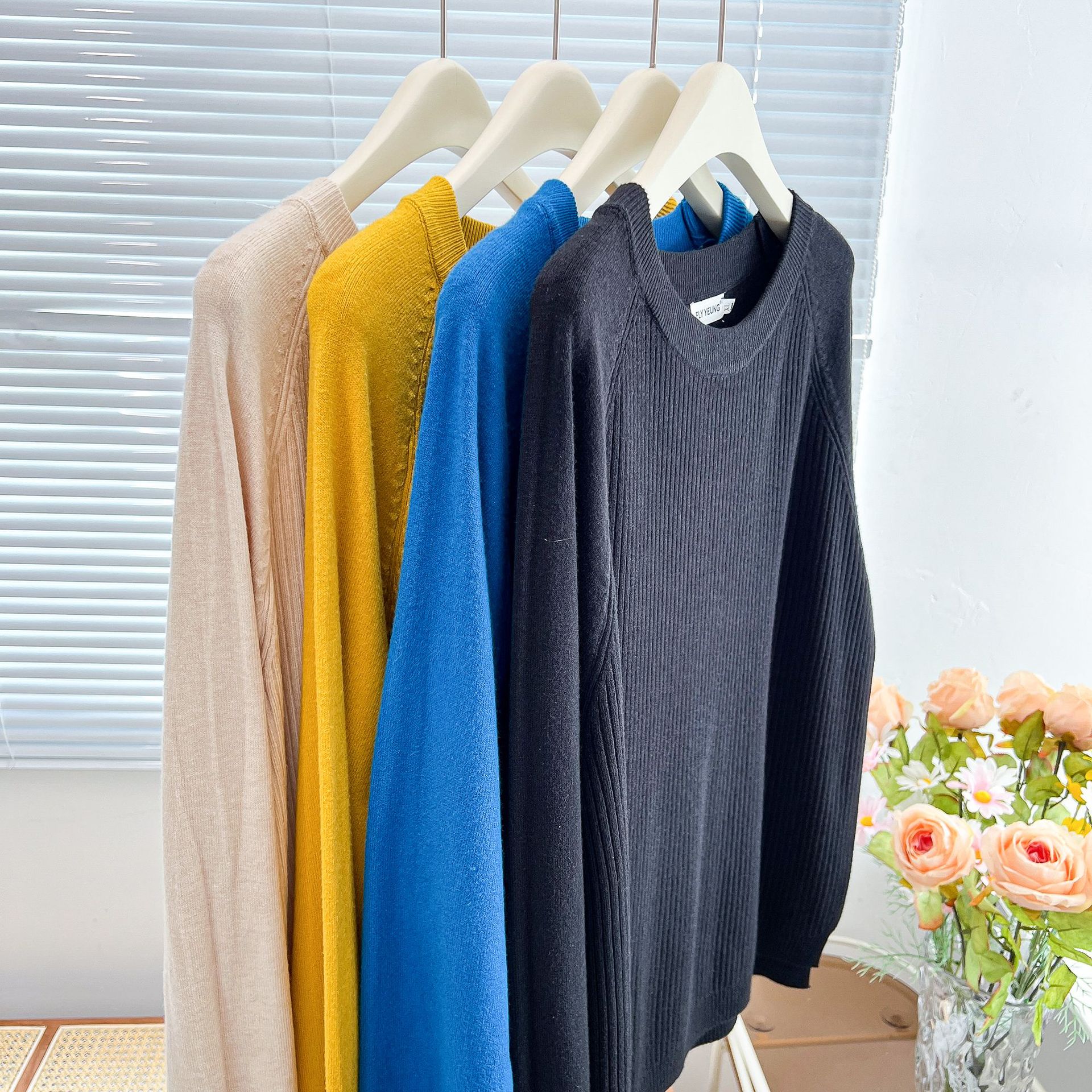 Women's Simple Label Hem Slit  - Winter Clothing Label avaliação e preço